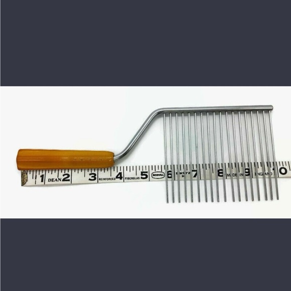 Vintage Cake Cutter Kitchen Tool Bakelite Handle Comb Slicer - Picture 2 of 4